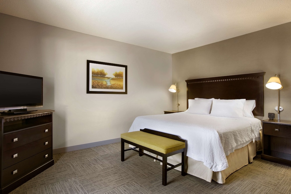 Room, 1 King Bed, Non Smoking - Photo 3