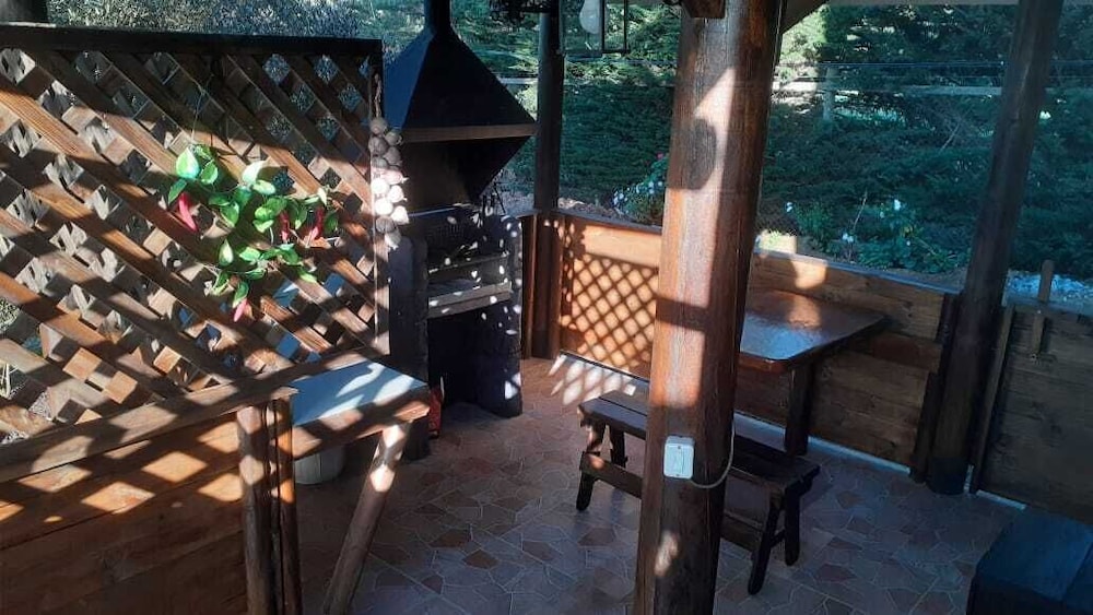 Basic Cabin photo 2