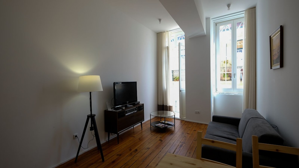 Deluxe Triple Room, 1 Double Bed with Sofa bed photo 2