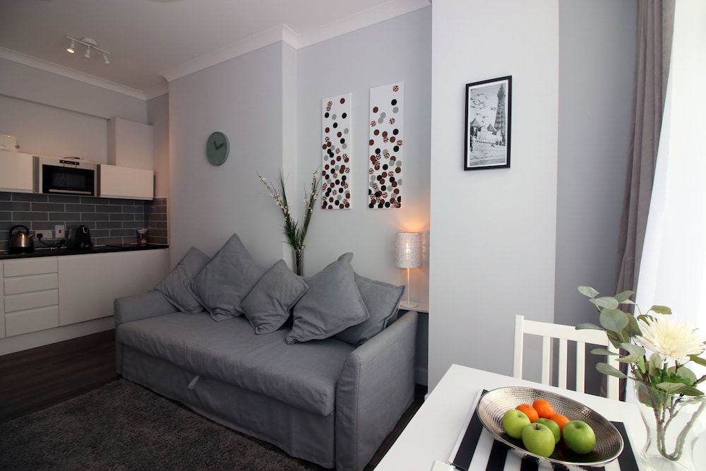 One Bedroom Apartment Ground Floor photo 3