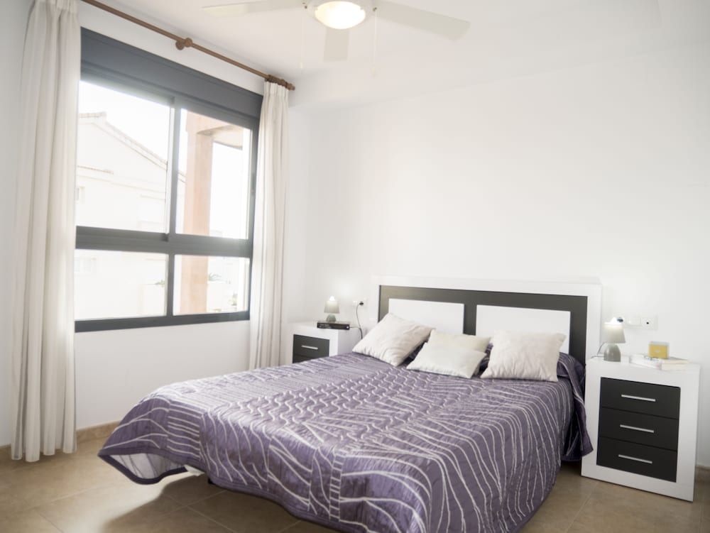 Apartamento, 3 habitaciones, vista al jardín