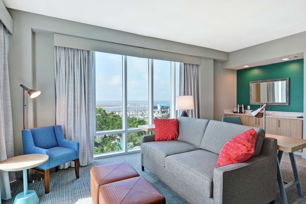 Suite, 1 Bedroom, Accessible (Roll-In Shower) - Photo 1