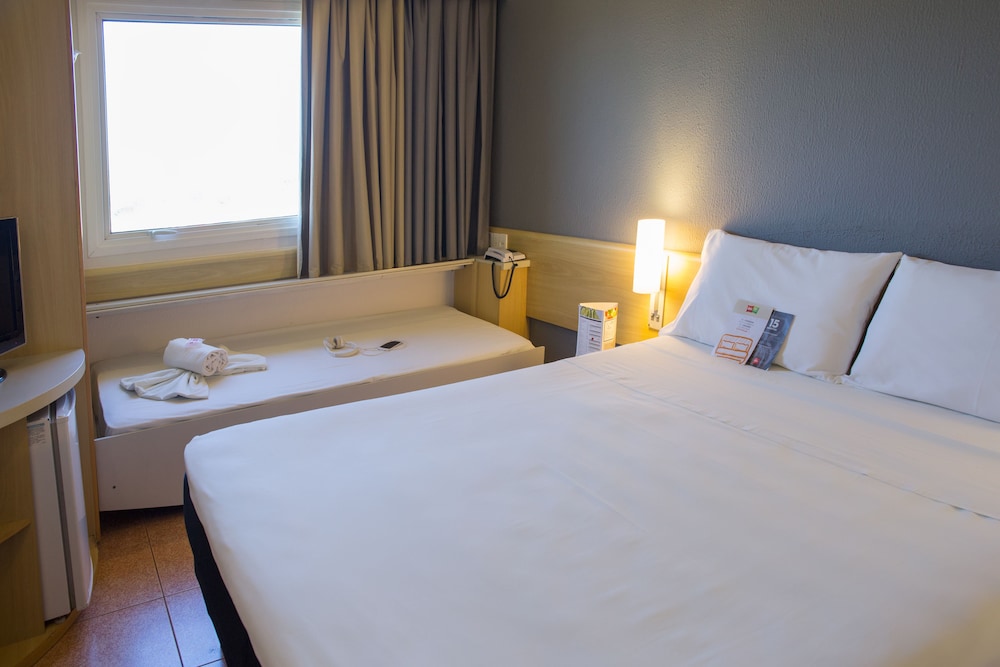 Room, Multiple Beds - Photo 3