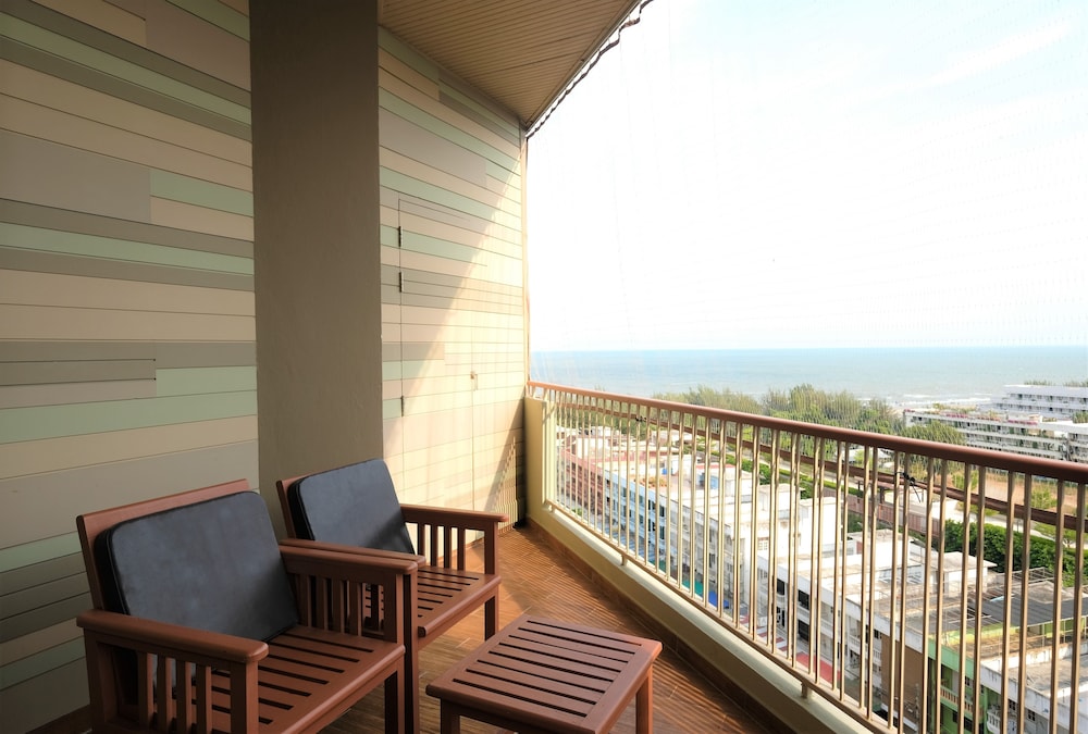 Junior Suite - Photo 12