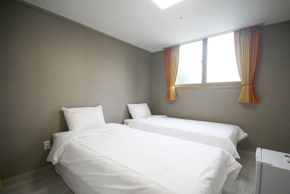 Room (Double Room)