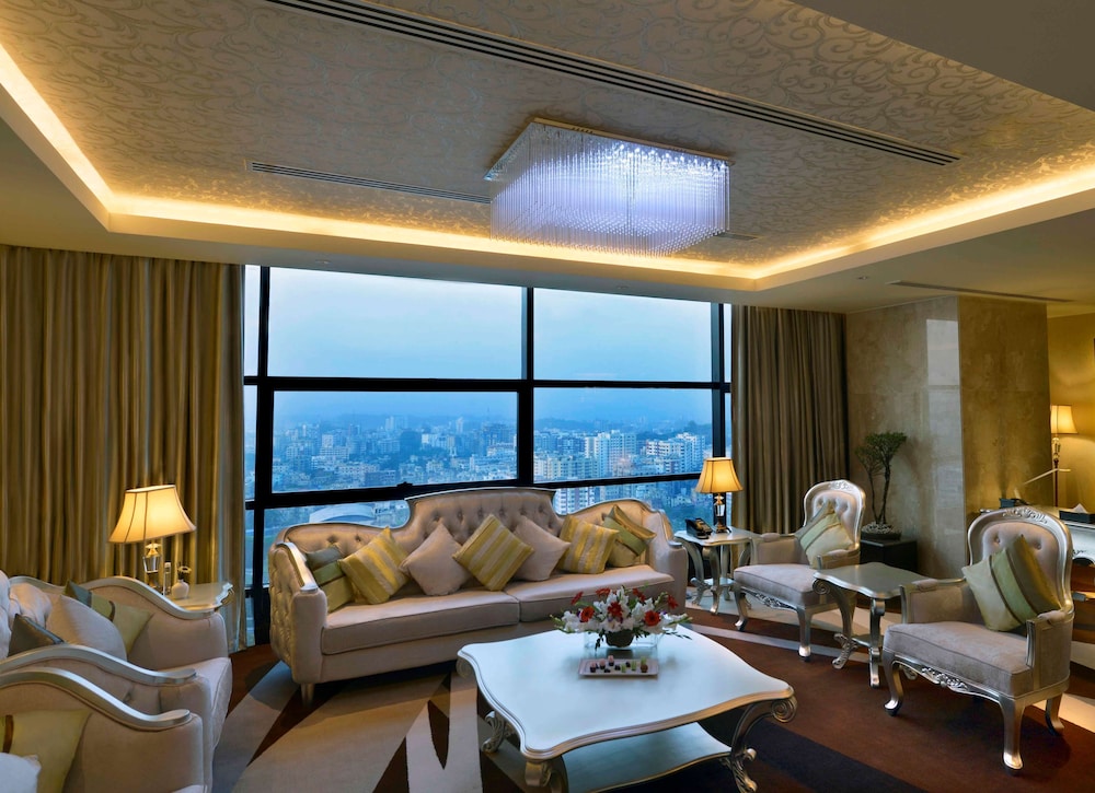 Presidential Suite photo 3