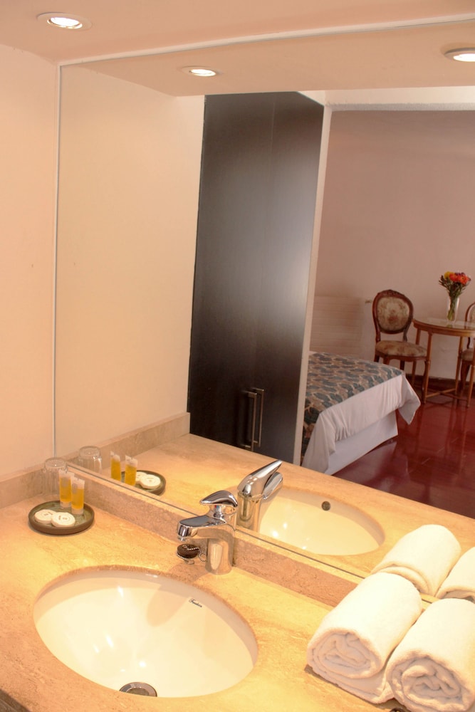 Standard Triple Room photo 3