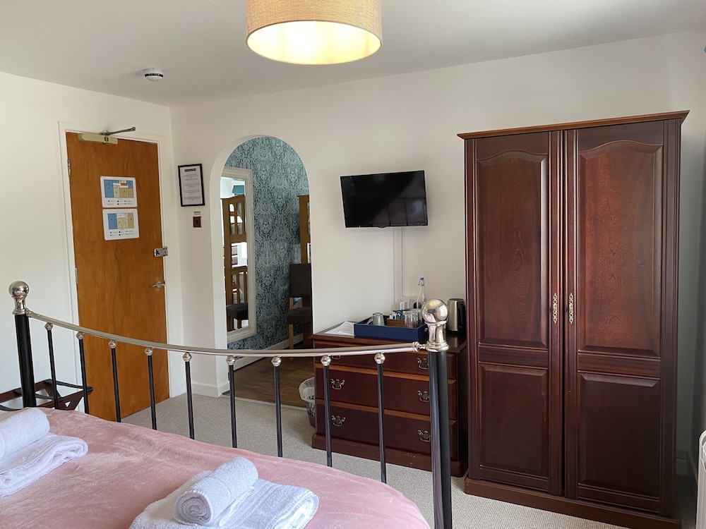 Standard Suite, Private Bathroom (Owl ) photo 2