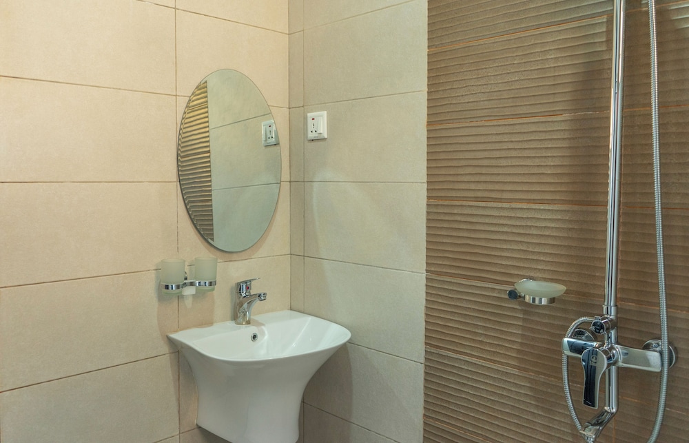 Deluxe Double Room, 1 Bedroom, Balcony, Garden View