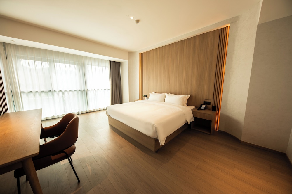 Premier Suite
