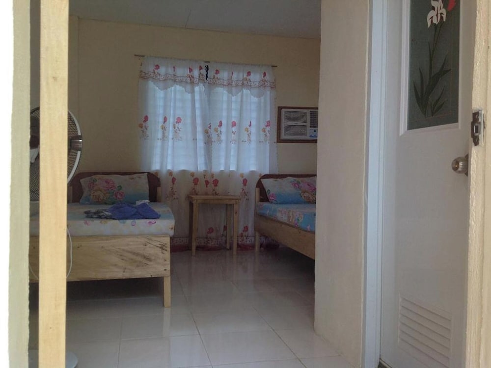 Standard Twin Room photo 3