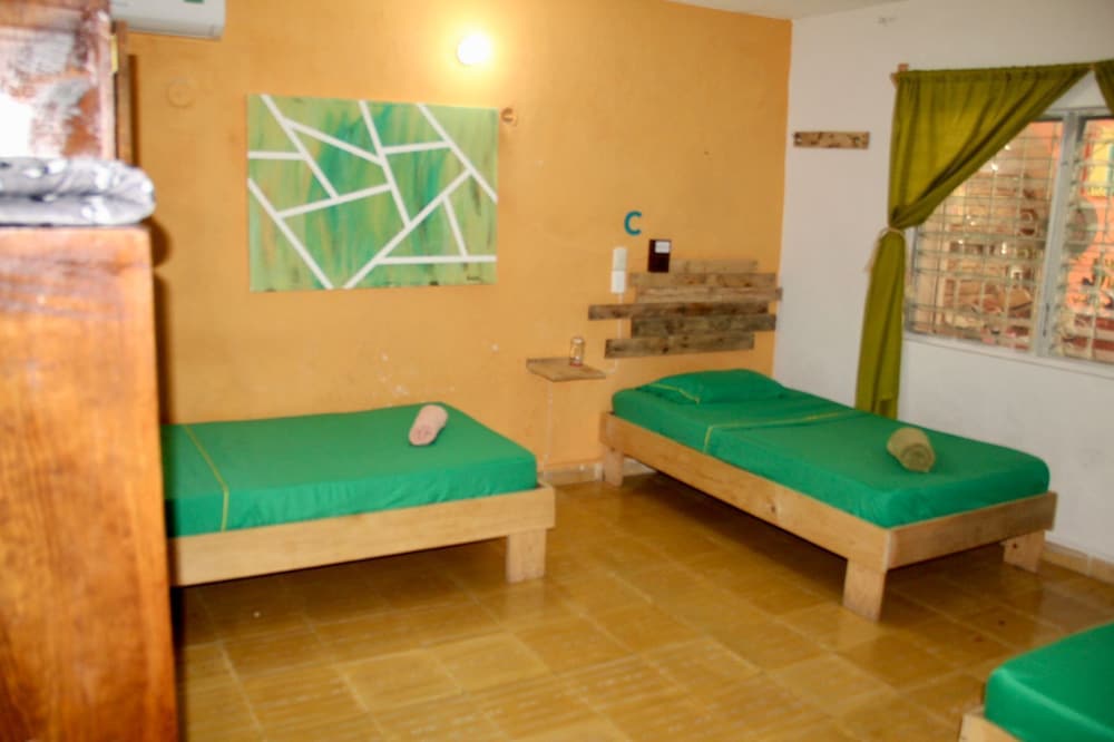 Basic Shared Dormitory, Women only