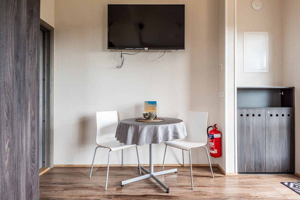 Deluxe Apartment, 1 Bedroom, Non Smoking, Mountain View photo 3