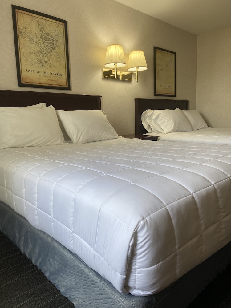Deluxe Room, 2 Queen Beds, Non Smoking photo 2