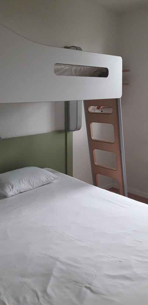 Triple Room, Multiple Beds photo 2