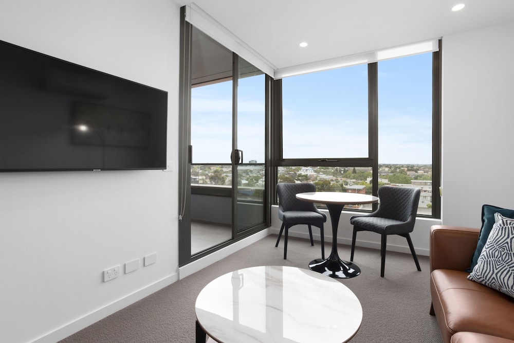 Apartment, 1 Bedroom, Balcony thumbnail 6