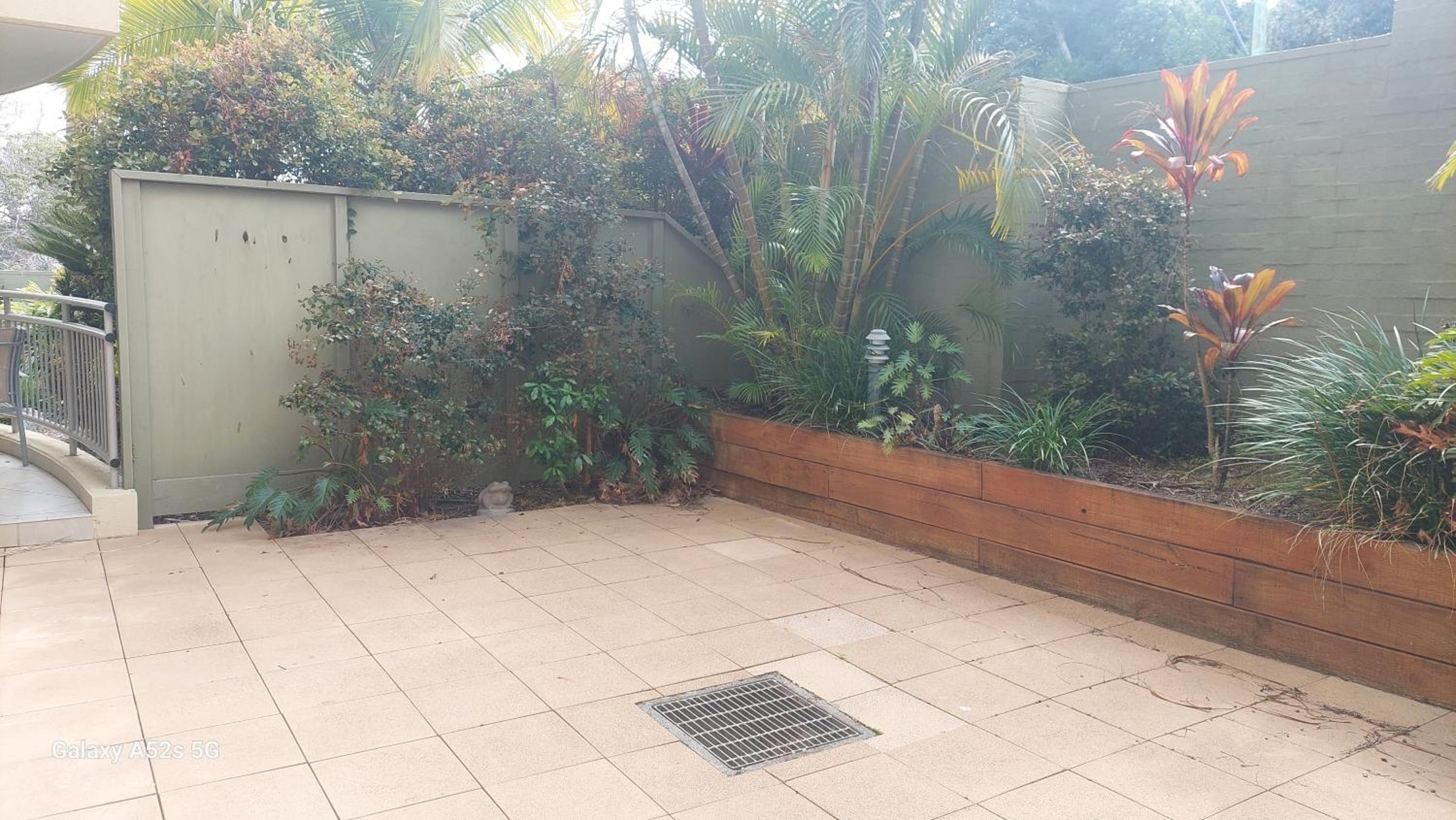 Two-Bedroom Deluxe Apartment with Garden View photo 1