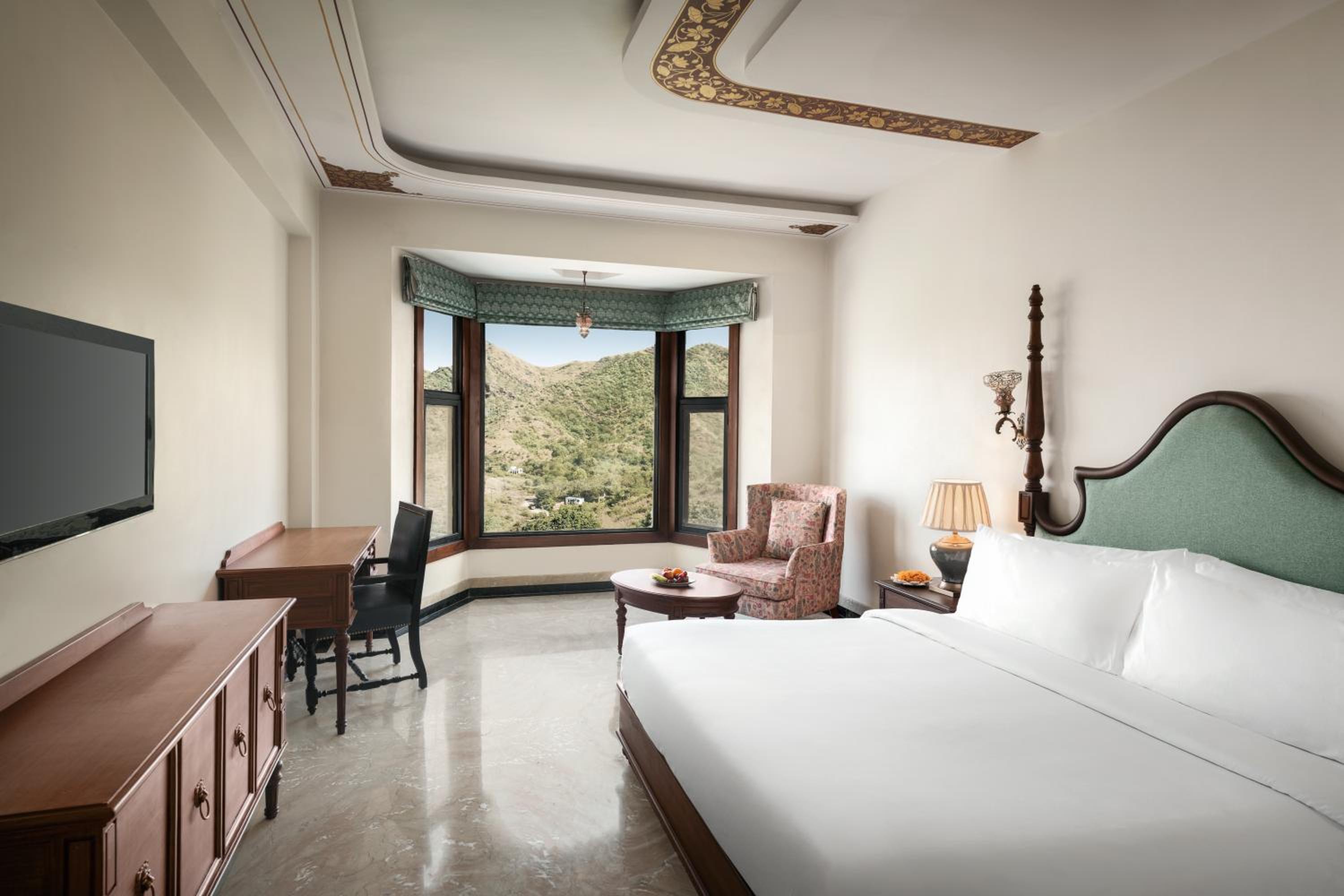 Super Deluxe Room