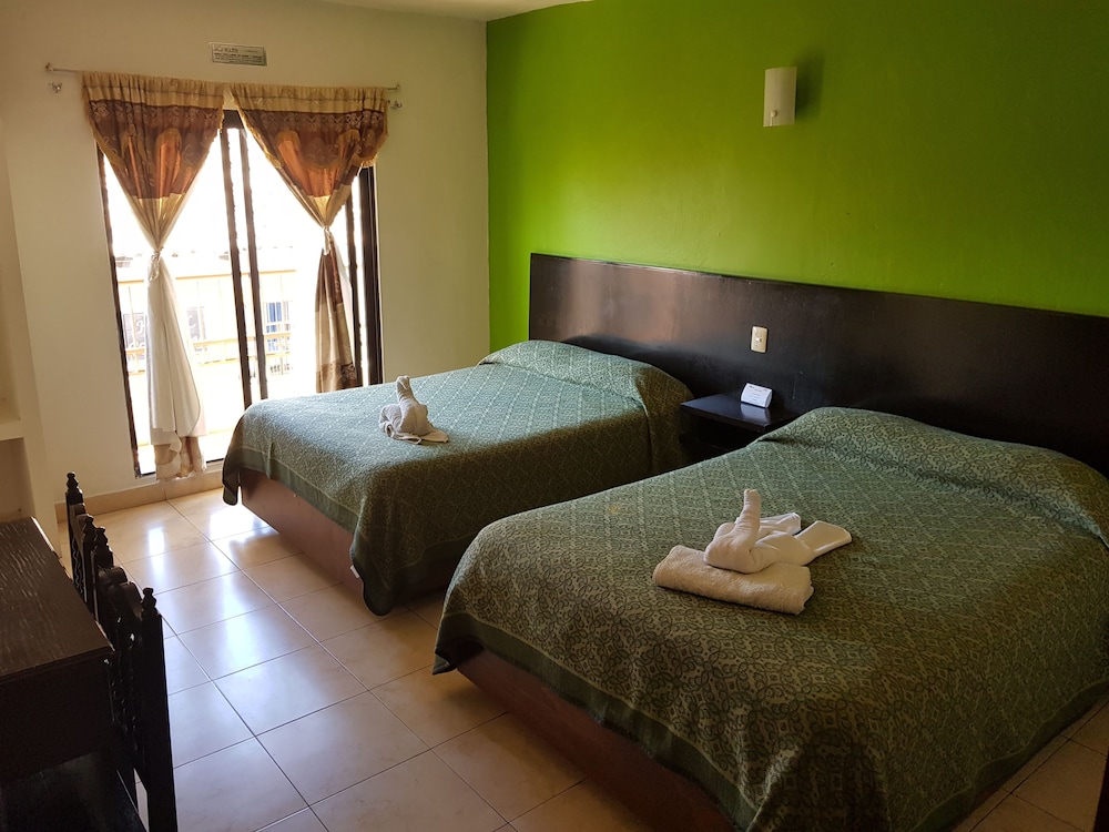 Standard Room, 2 Double Beds photo 1