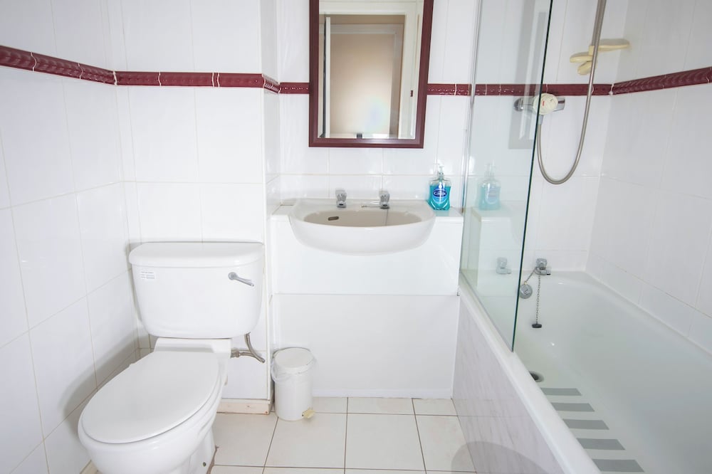 Standard Twin Room - Photo 4
