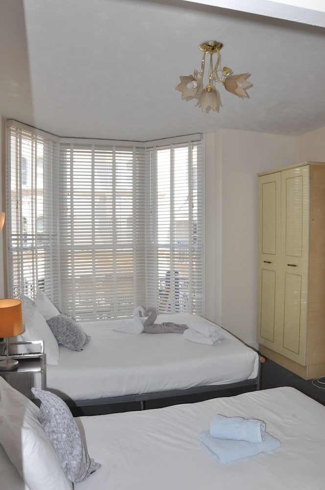 Superior Triple Room photo 2