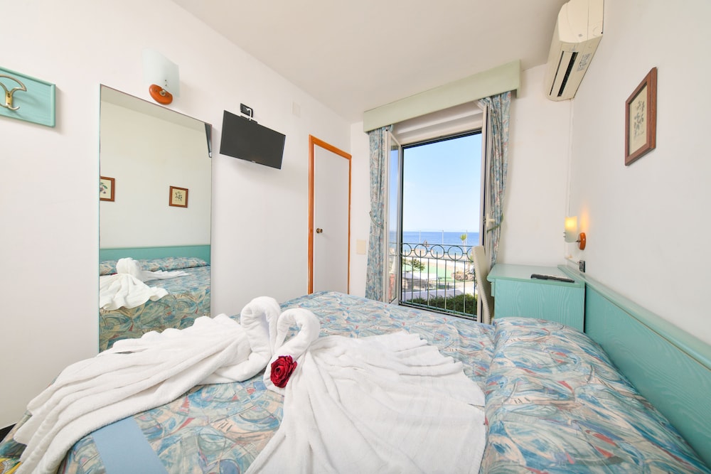 Double Room, Sea View photo 1