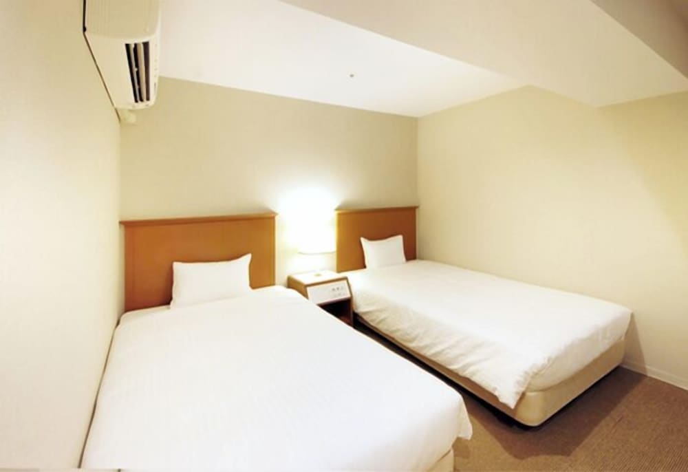 Smoking Twin Room A(Shower Only)