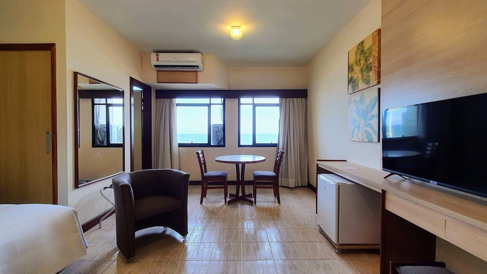Luxury Double Room, Sea View, Sea Facing photo 3