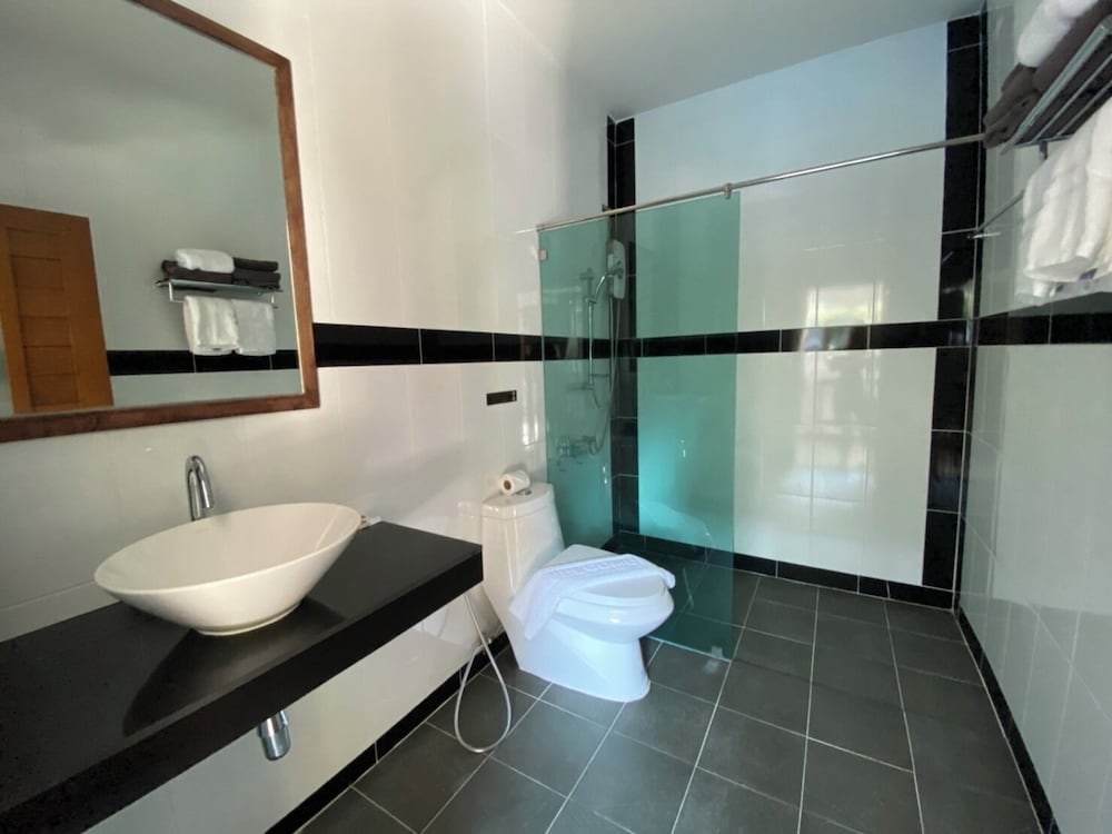Standard Double Room, Pool View - Photo 2