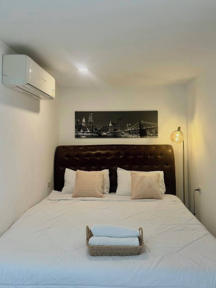 Container House - Photo 1