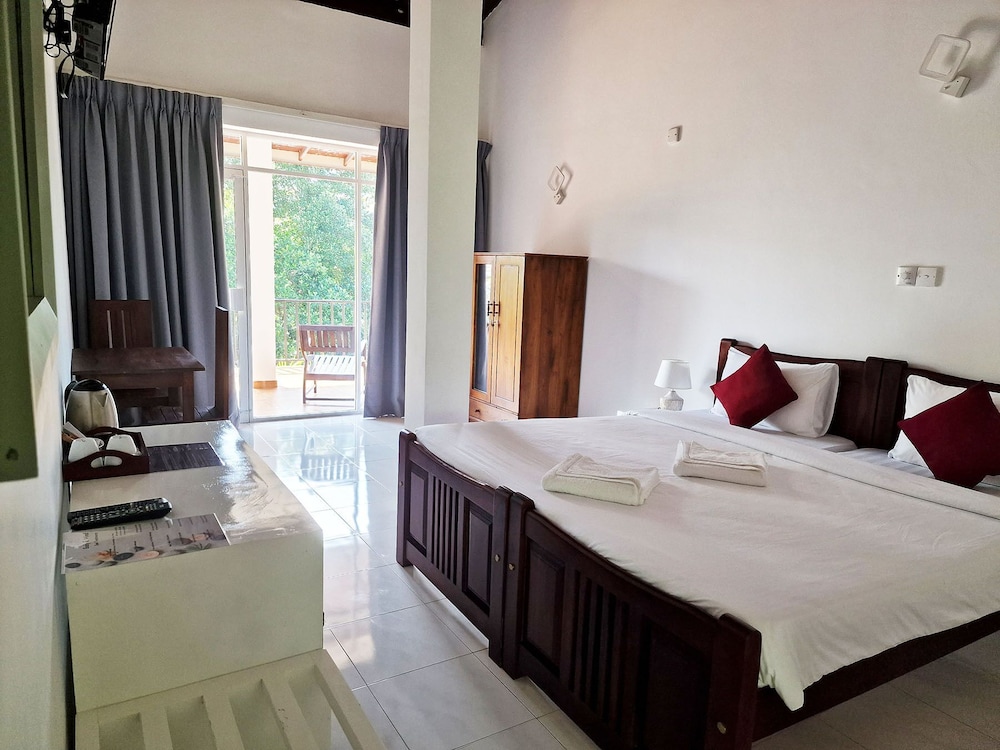 Superior Double Room, Balcony, Pool View photo 1