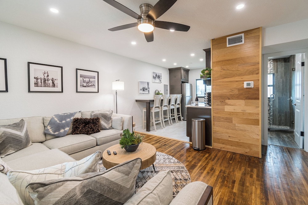Apartment, Patio