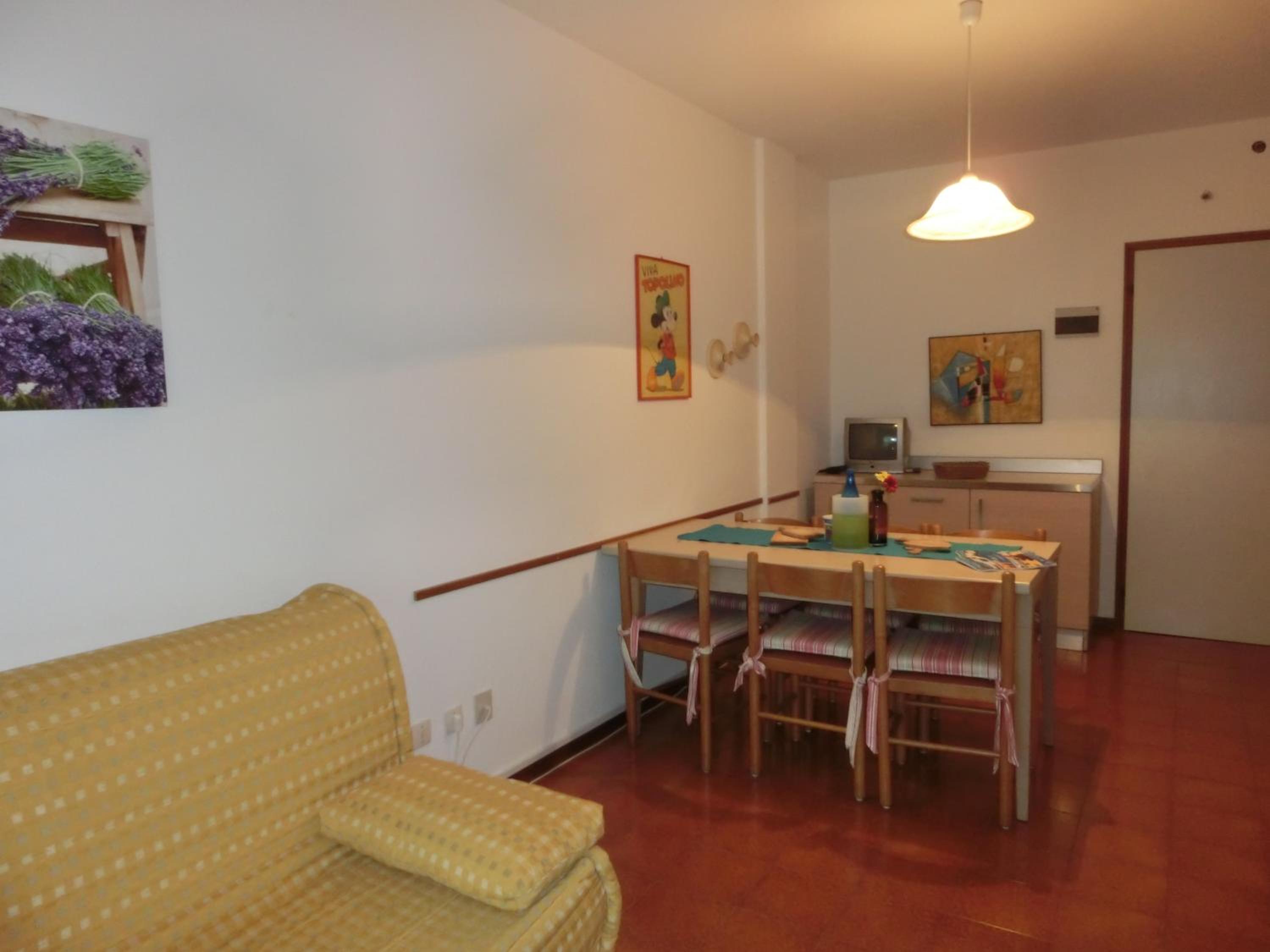 Two-Bedroom Apartment photo 2