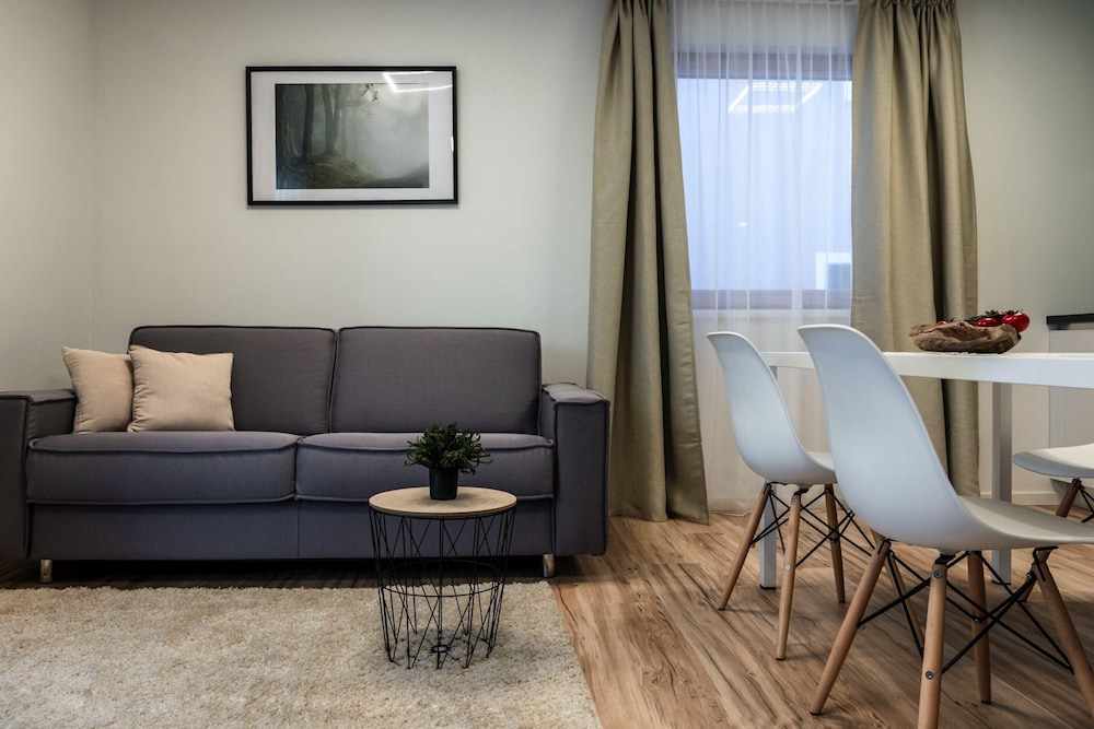 Apartment photo 1