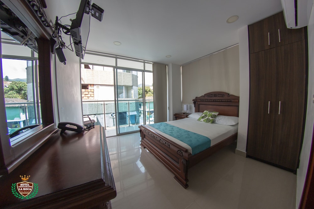 Standard Room, 1 Queen Bed photo 1
