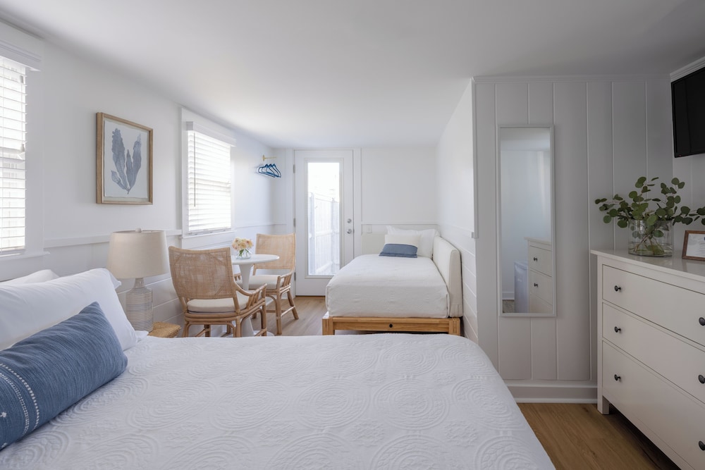 Triple Room, Multiple Beds, Courtyard View, Ground Floor