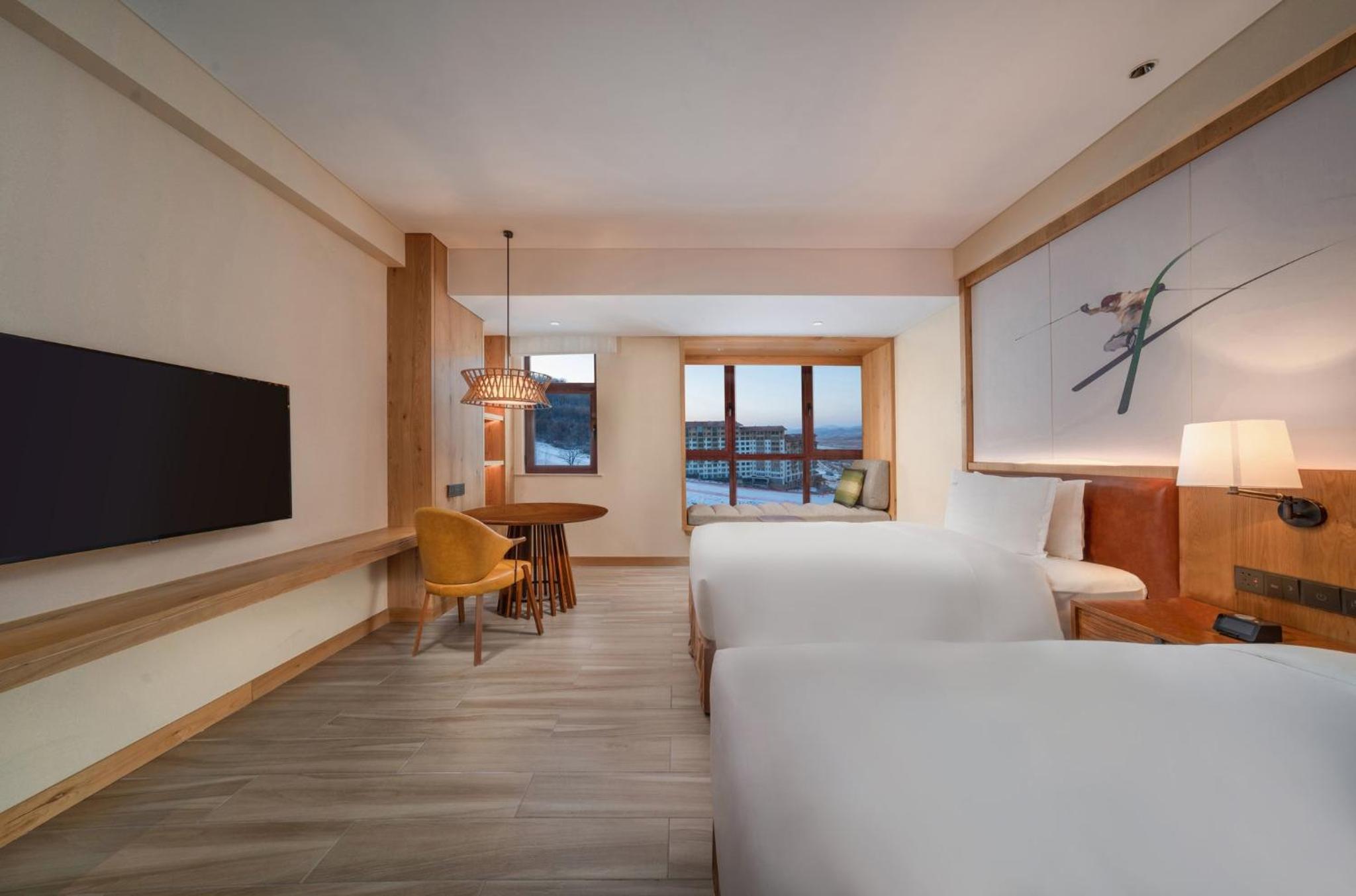 Standard Double Room with Two Double Beds - High Floor