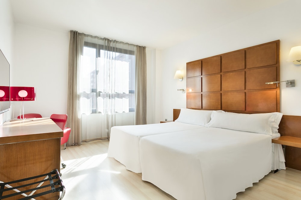 Standard Double Room - Photo 1