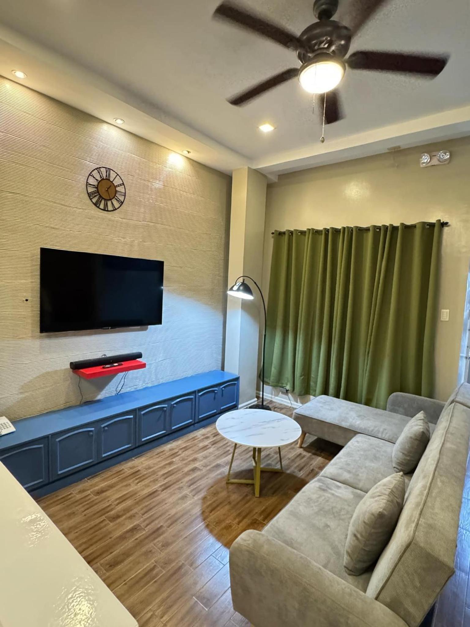 Villa photo 2