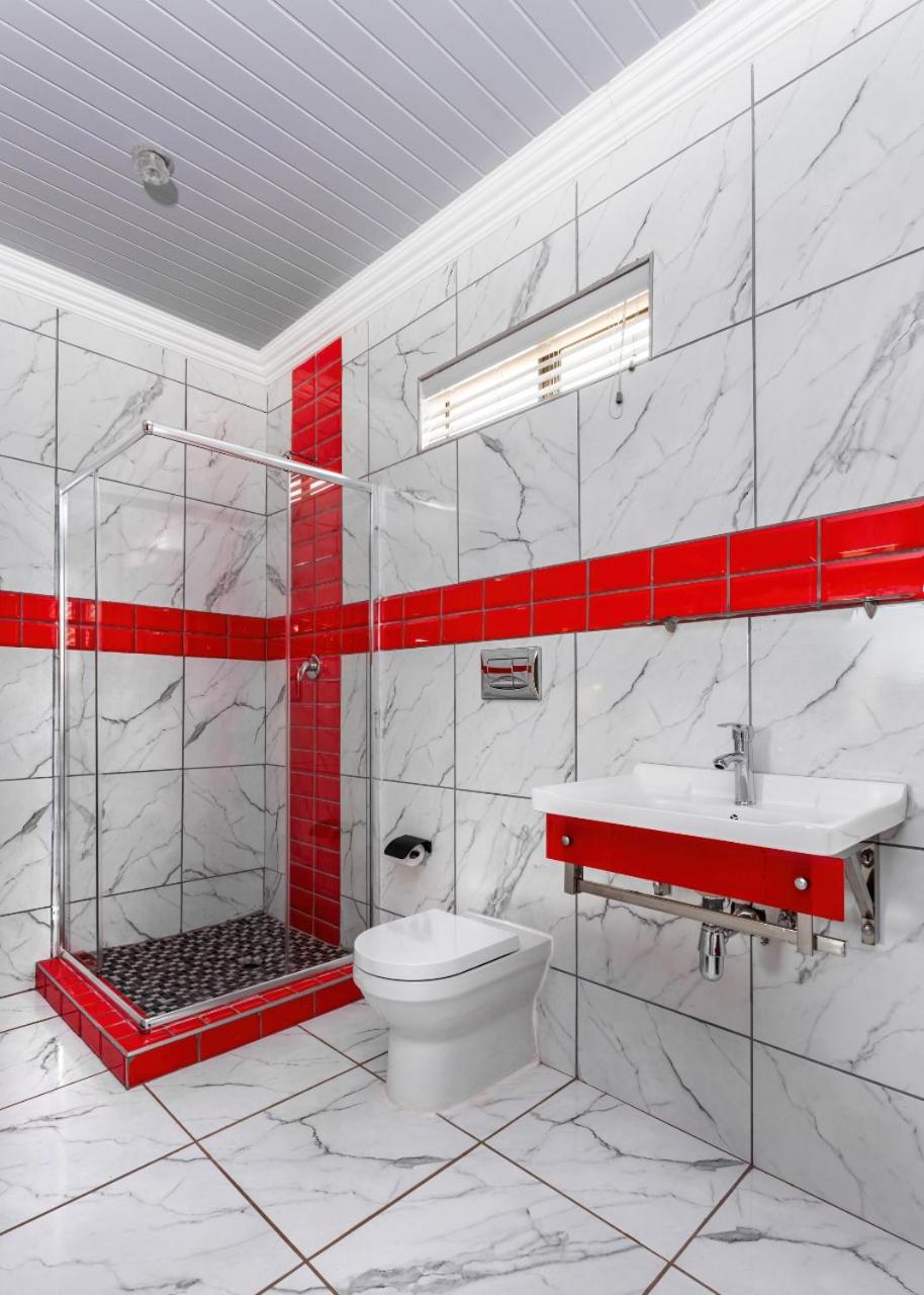 Deluxe Suite photo 1