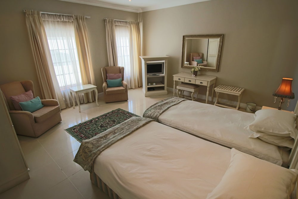 Superior Twin Room photo 1