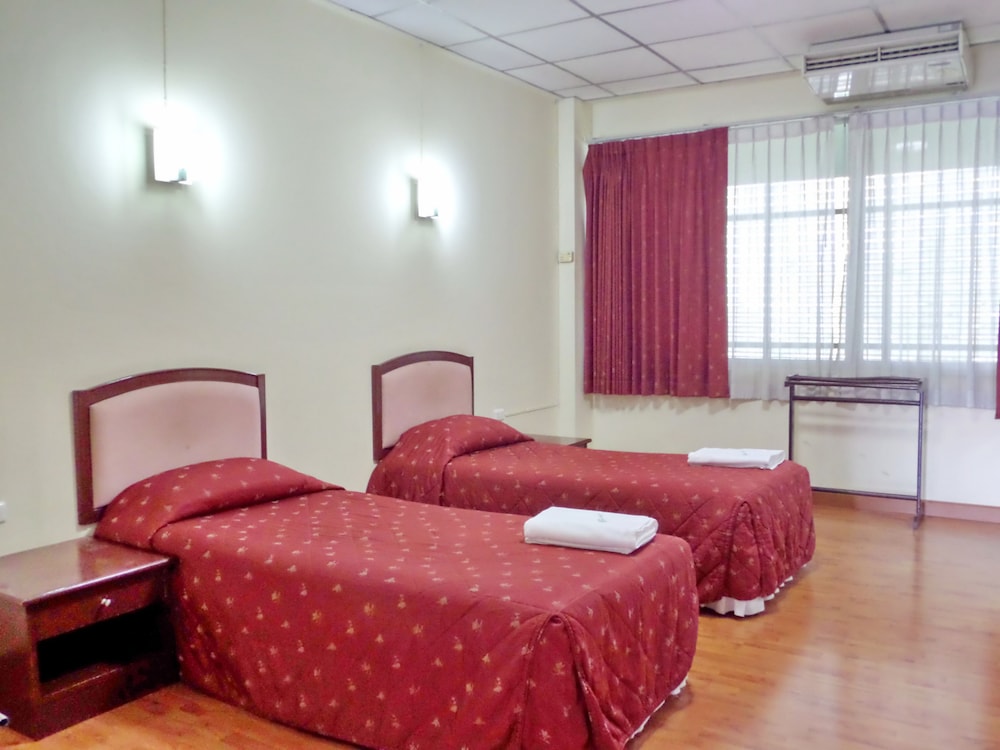Standard Twin Room photo 1