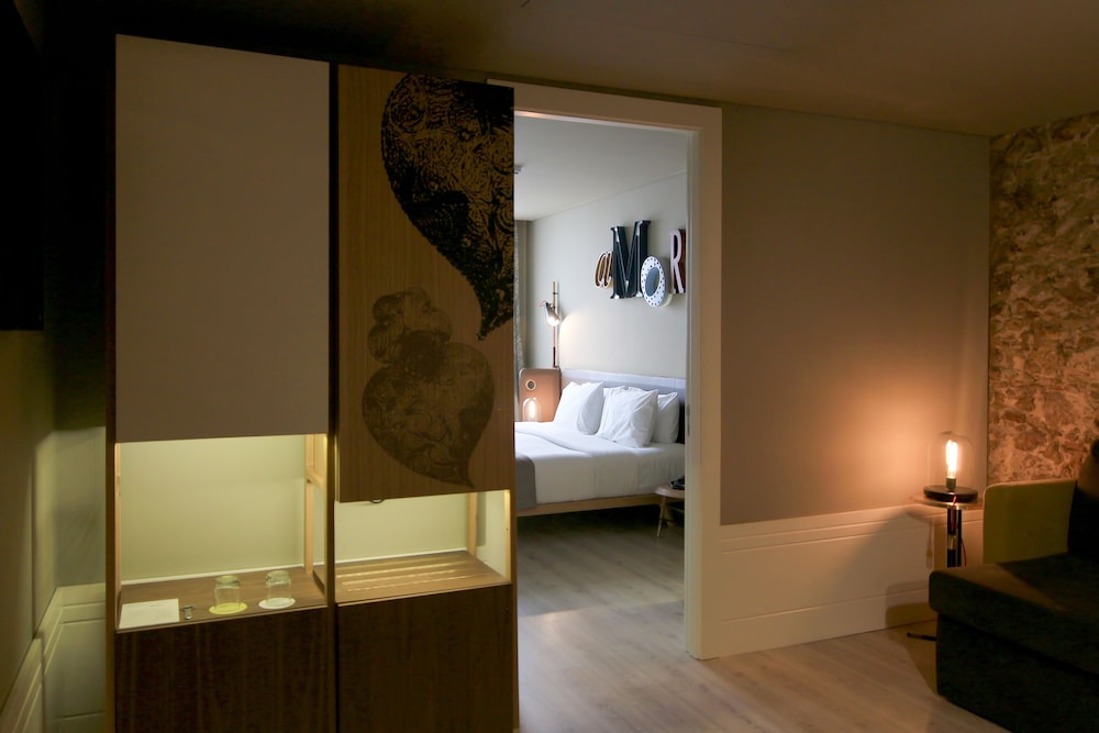 Suite thumbnail 6
