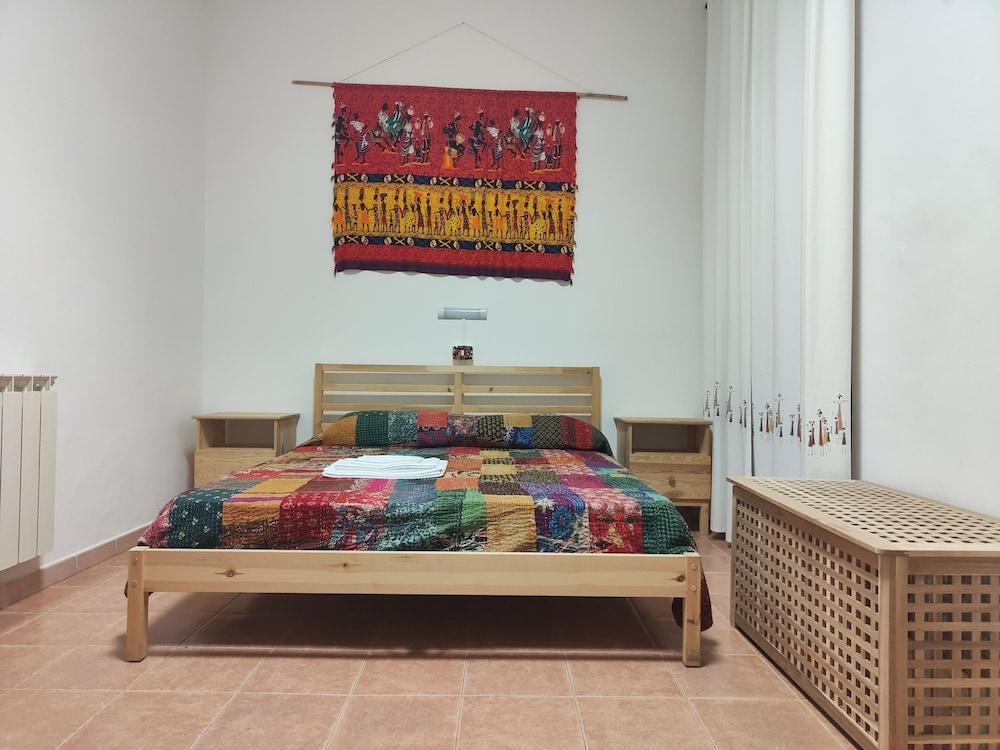 Deluxe Room 1 - Photo 1