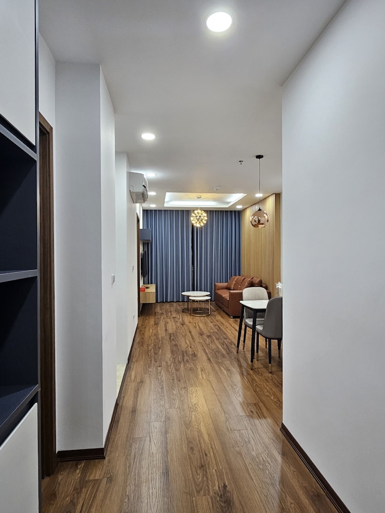 Basic Apartment photo 3