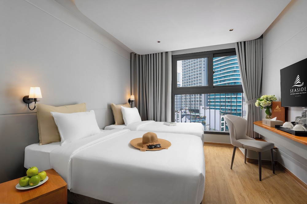 Deluxe Double or Twin Room, City View