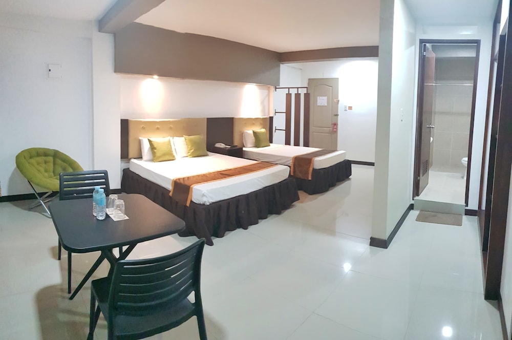 Deluxe Triple Room, 1 Bedroom photo 3