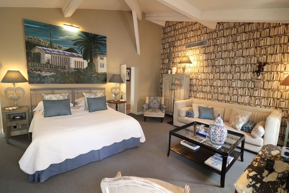 Double Room, 1 King Bed photo 1