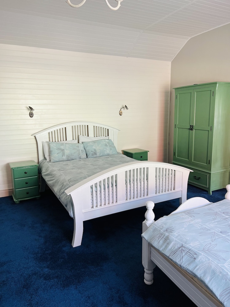 Apartment, 2 King Beds and 1 Single Bed photo 1