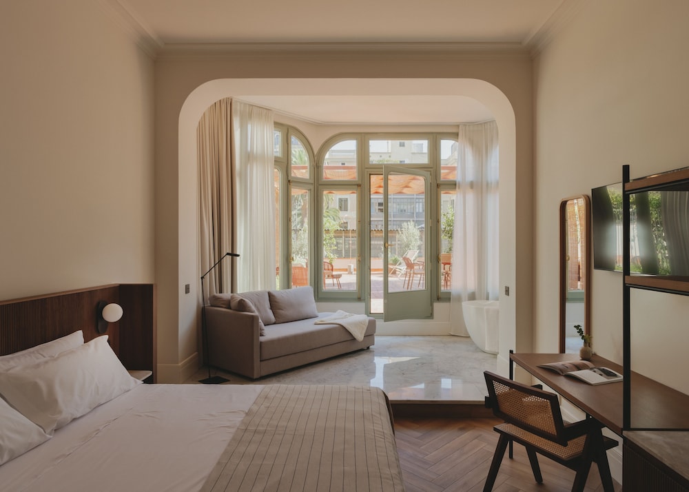 Junior Suite (with bathtub - MOTILLA) photo 3
